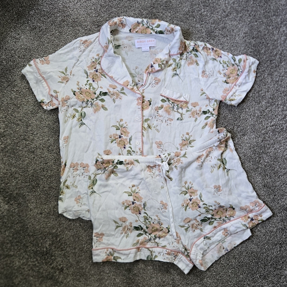 Birdy Grey Jonny Floral Pajama Set White Floral Meadow LIKE NEW Size Xl - Picture 2 of 12